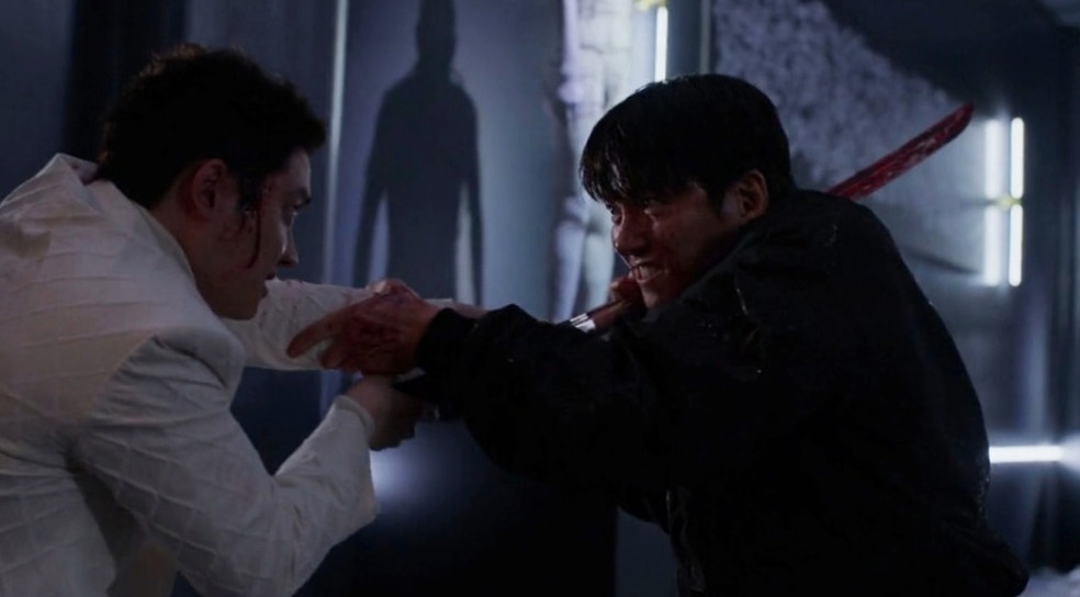 The fight between the main leads of The Manipulated where both lead trying to stab each other