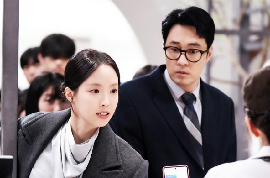  Son Na Eun as Jung Sang-a in Agent Kim Reactivated Korean Drama