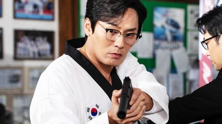  Choi Dae hoon as Seong Han-su in Agent Kim Reactivated Korean Drama